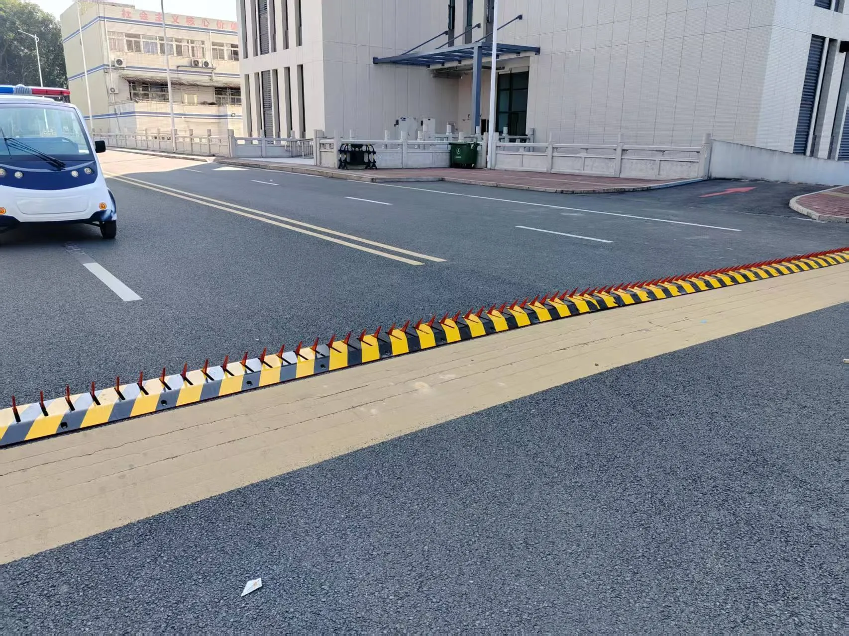郑州阻车破胎钉厂家怎么选：监管与园区(图1)